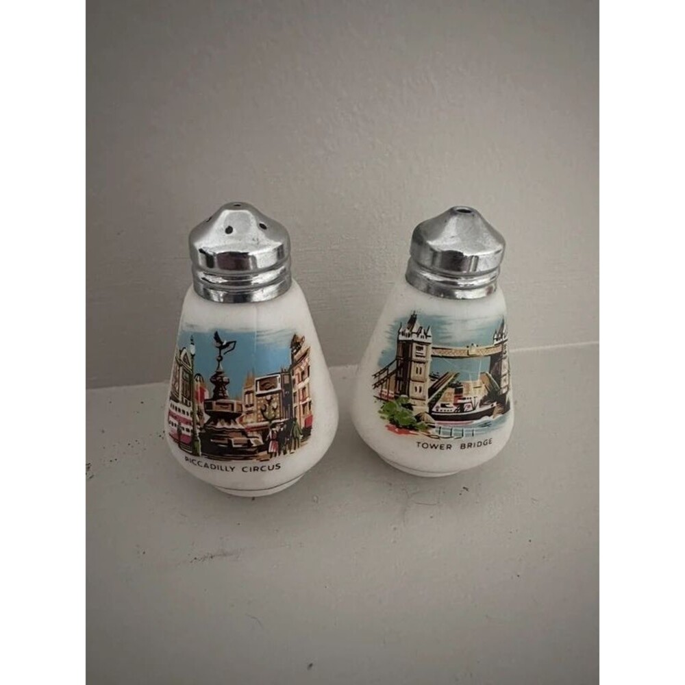 Souvenir salt and pepper shakers